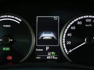 2017300h F SPORT ȫ п؅^