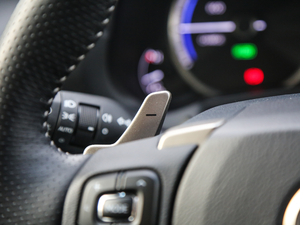 2017300h F SPORT ȫ п؅^