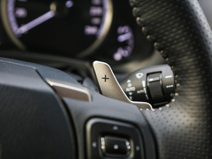 2017300h F SPORT ȫ п؅^