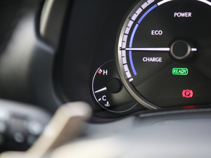 2017300h F SPORT ȫ п؅^