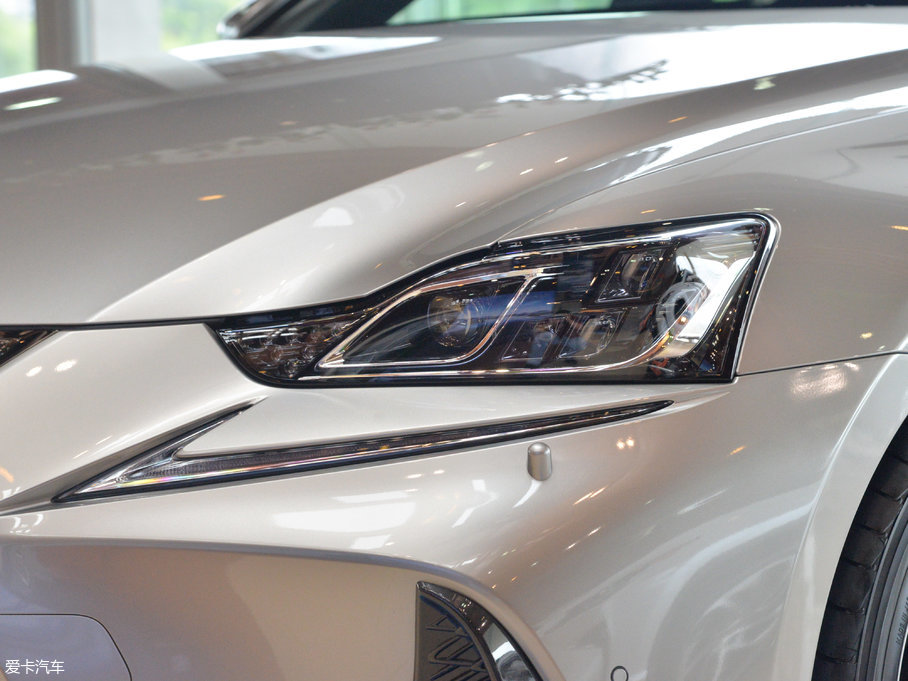 2017׿_˹IS 300 F SPORT