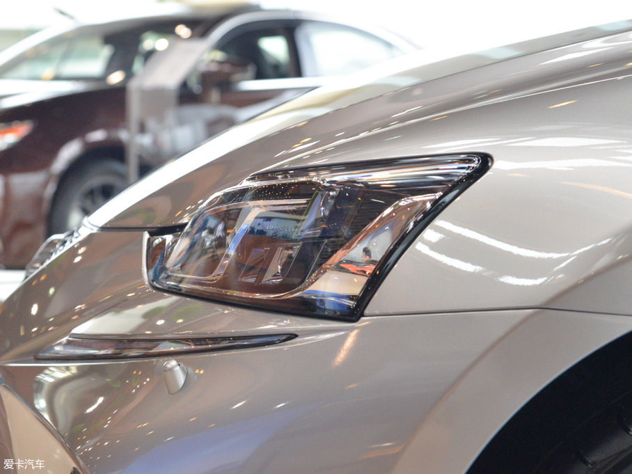 2017׿_˹IS 300 F SPORT