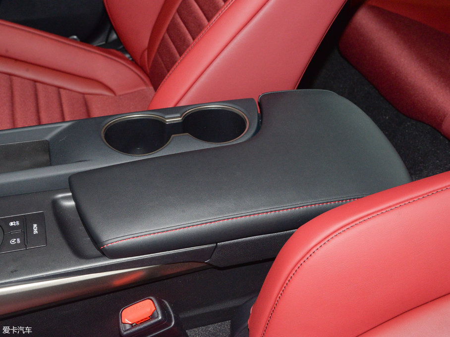 2017׿_˹IS 300 F SPORT