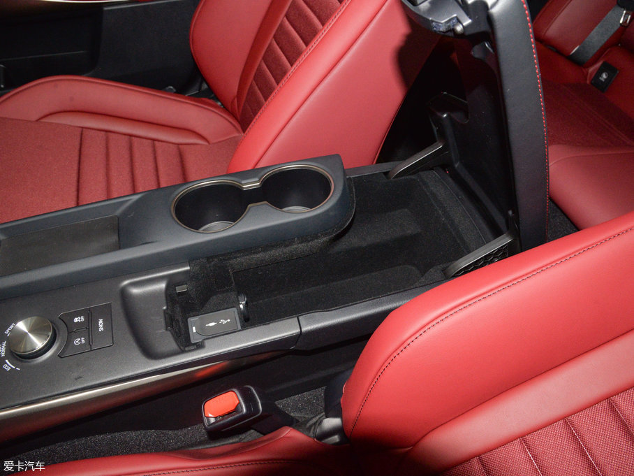 2017׿_˹IS 300 F SPORT