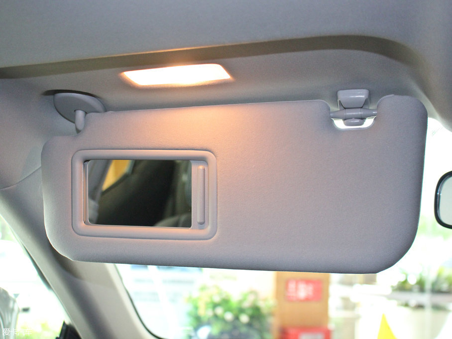 2017׿_˹IS 300 I(lng)Ȱ