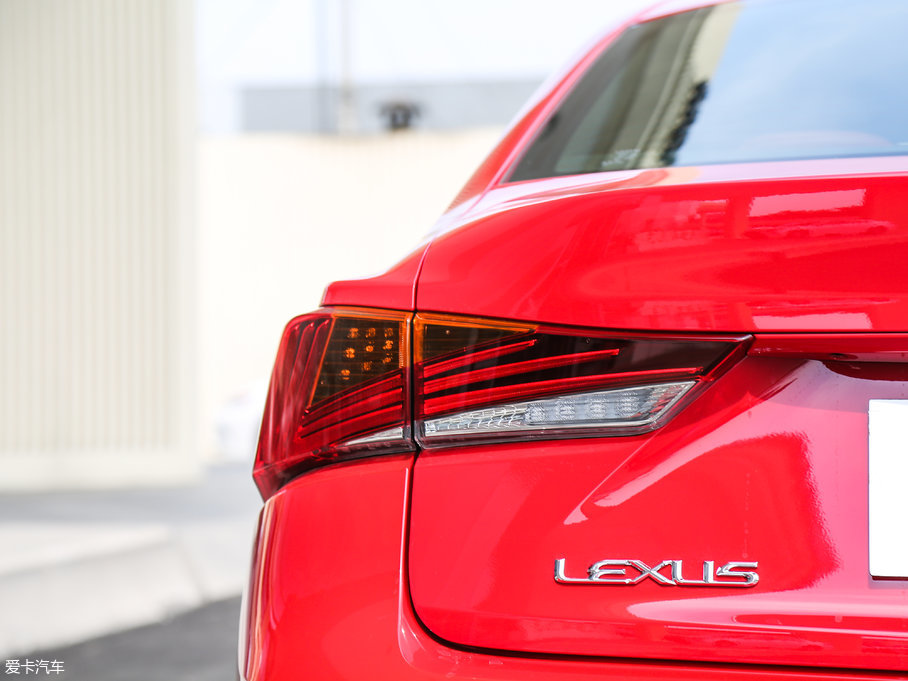 2017׿_˹IS 300 F SPORT