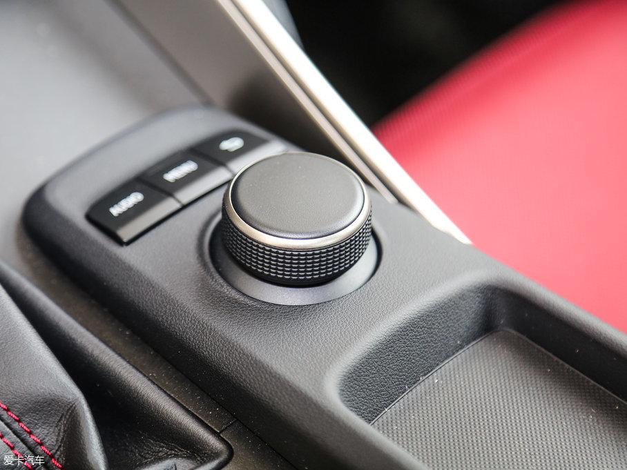 2017׿_˹IS 300 F SPORT