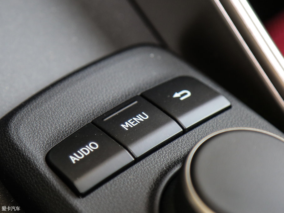 2017׿_˹IS 300 F SPORT