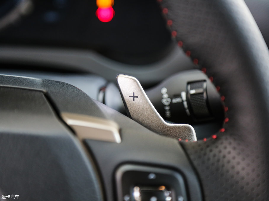 2017׿_˹IS 300 F SPORT