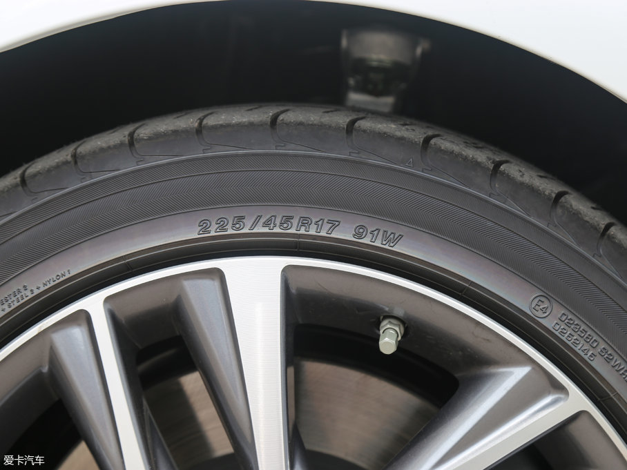 2017׿_˹IS 300 F SPORT