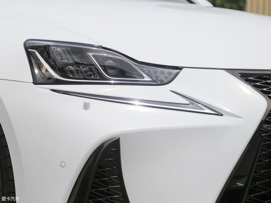 2017׿_˹IS 300 F SPORT