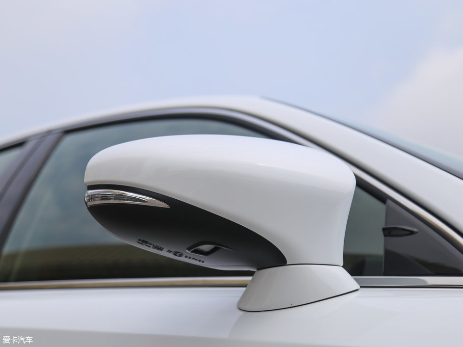 2017׿_˹IS 300 F SPORT