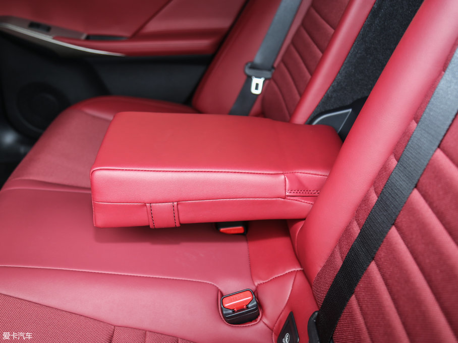 2017׿_˹IS 300 F SPORT