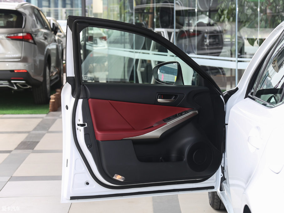 2017׿_˹IS 300 F SPORT