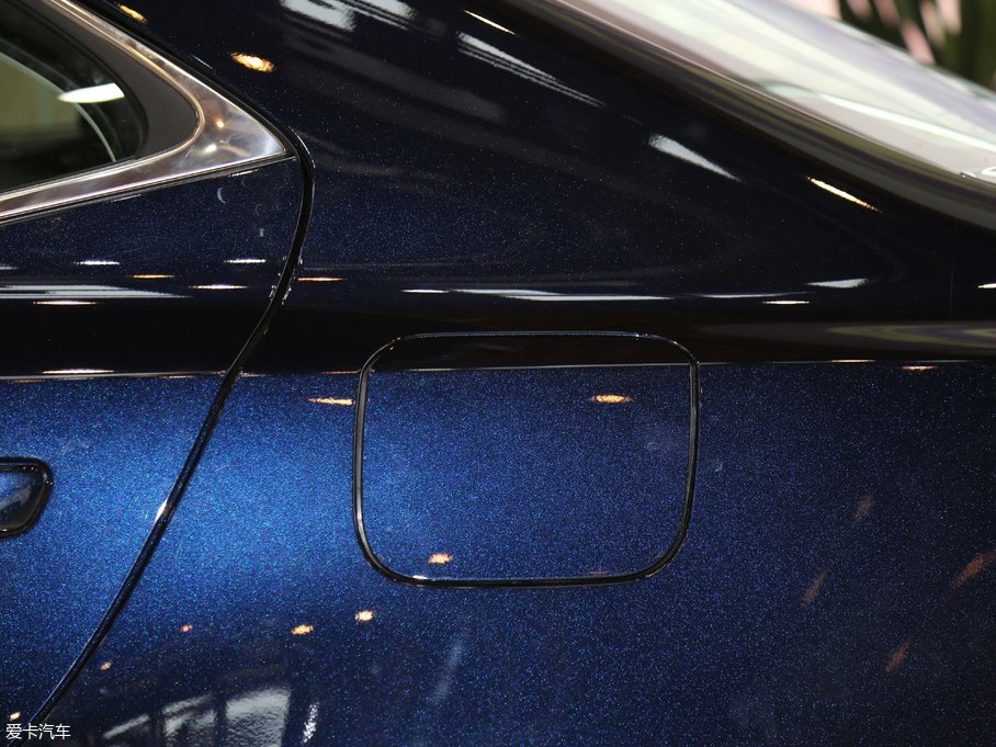 2017׿_˹IS 300 I(lng)Ȱ