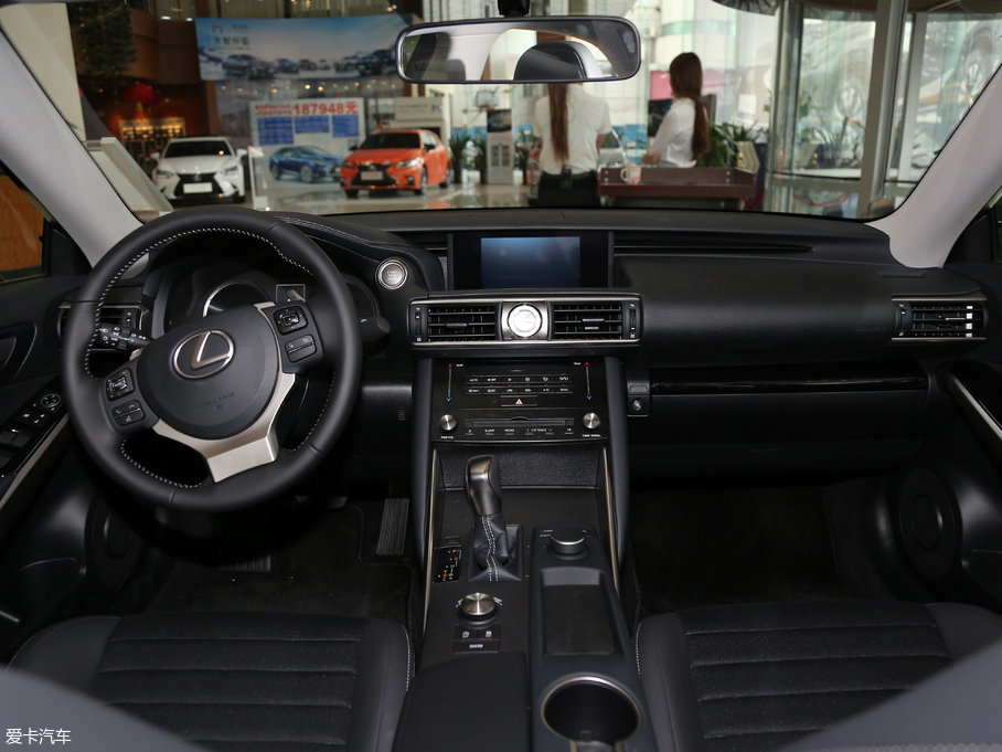 2017׿_˹IS 300 I(lng)Ȱ