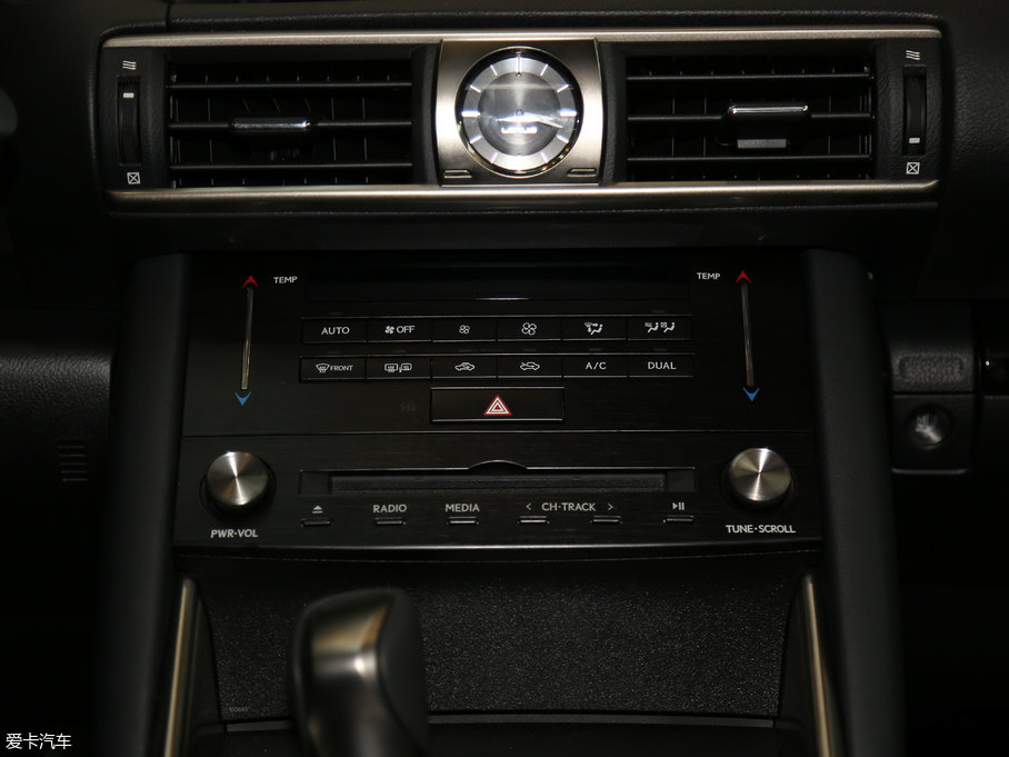 2017׿_˹IS 300 I(lng)Ȱ