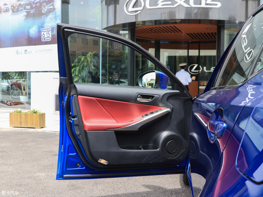 2017׿_˹IS 300 F SPORT