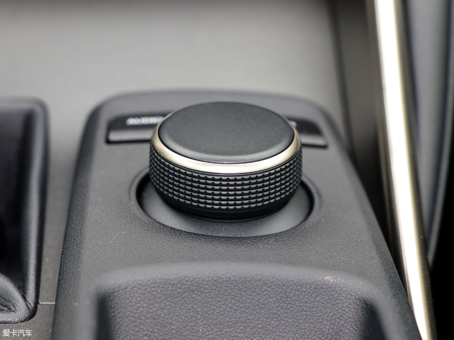 2017׿_˹IS 300 F SPORT