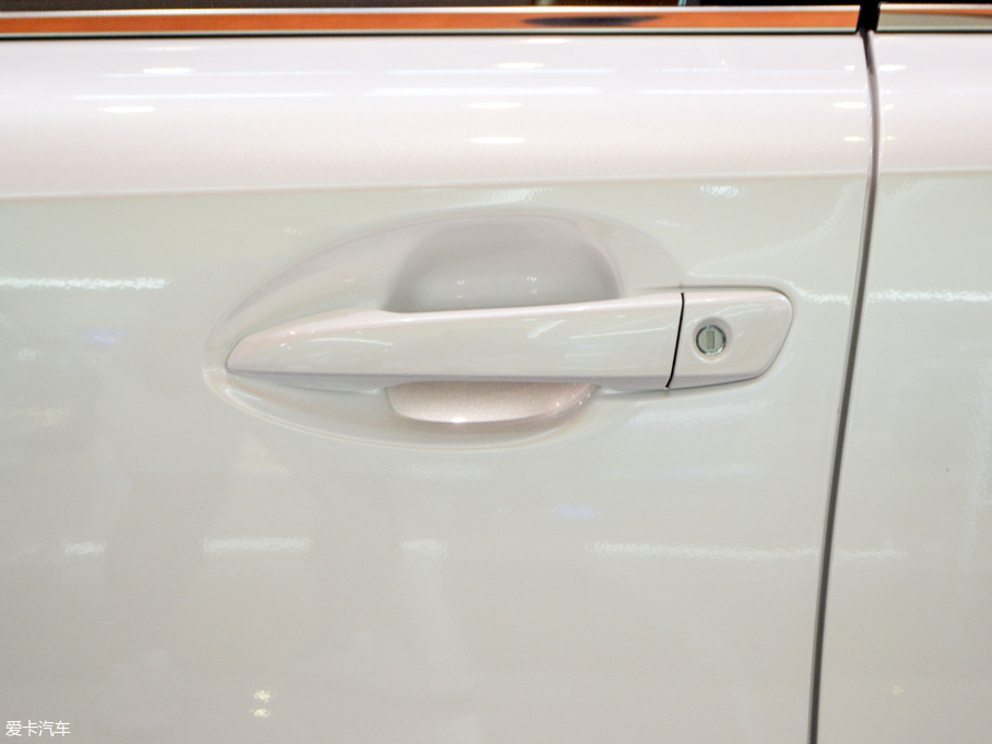 2017׿_˹IS 300 I(lng)Ȱ