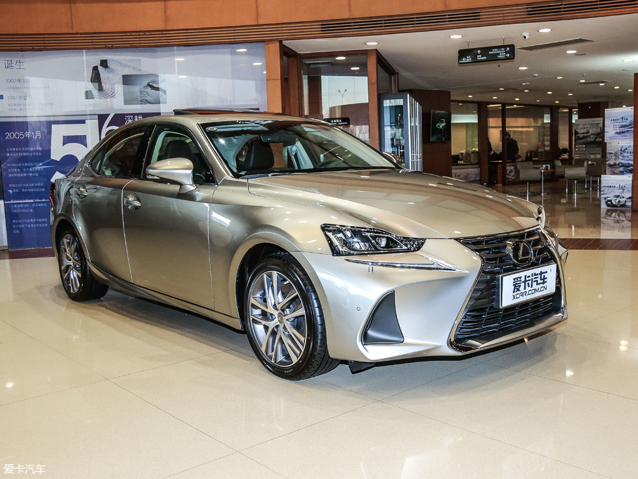 2017���׿��_˹IS 300 ���A��