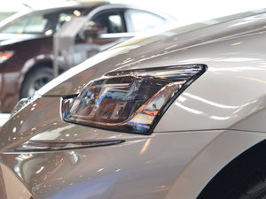 2017300 F SPORT (x)(ji)^