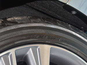 2017300 F SPORT ݆̥ߴ