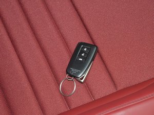 2017300 F SPORT ܇耳