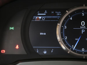 2017300 F SPORT п؅^