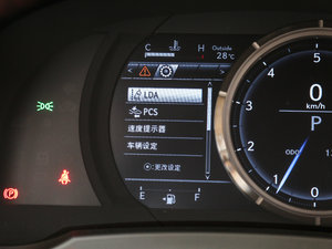 2017300 F SPORT п؅^