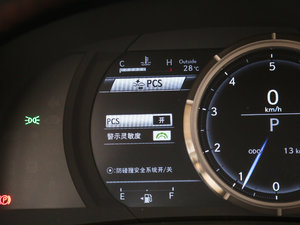 2017300 F SPORT п؅^