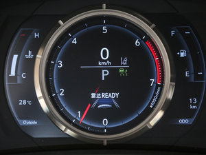 2017300 F SPORT п؅^