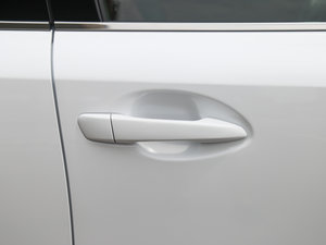 2017300 F SPORT (x)(ji)^