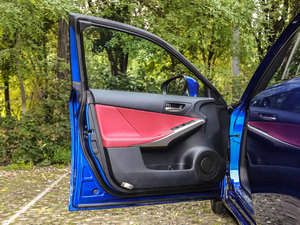 2017300 F SPORT {λ܇T