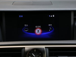 2017300 F SPORT п؅^