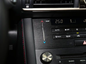 2017300 F SPORT п؅^