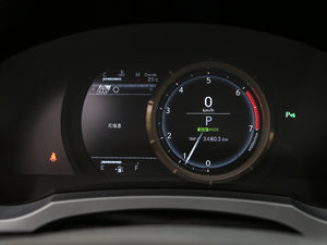 2017300 F SPORT п؅^