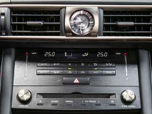 2017300 F SPORT п؅^