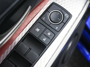 2017300 F SPORT п؅^(q)