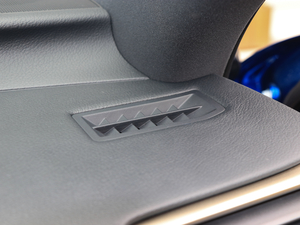 2017300 F SPORT п؅^(q)