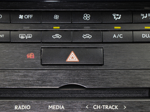 2017300 F SPORT п؅^(q)