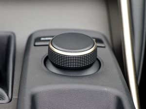 2017300 F SPORT п؅^(q)