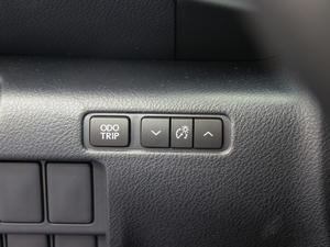 2017300 F SPORT п؅^(q)