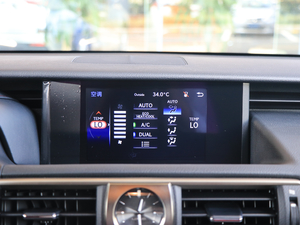 2017300 F SPORT п؅^