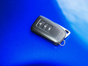 2017300 F SPORT ܇耳