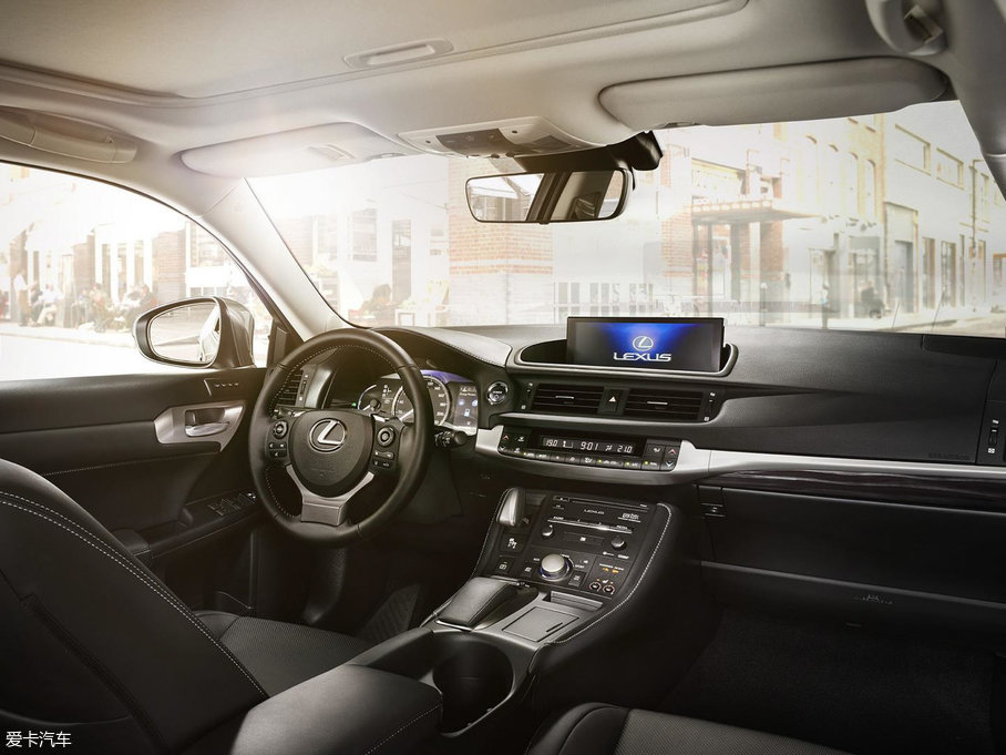 2017׿_˹CT 200h m ɫ