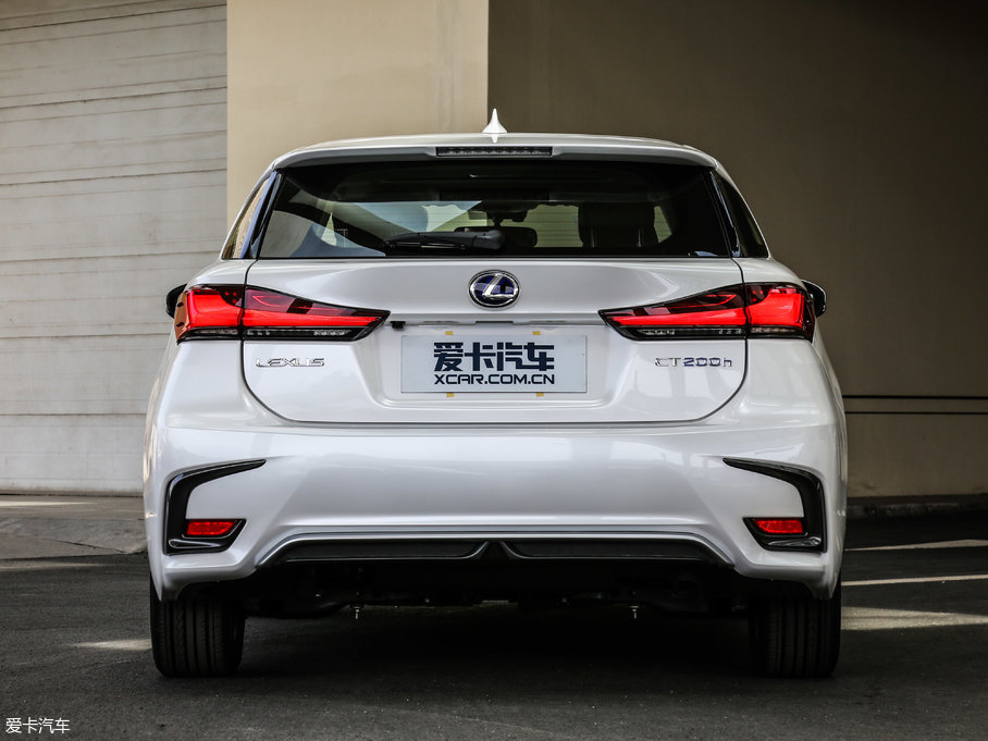 2017׿_˹CT 200h m ɫ