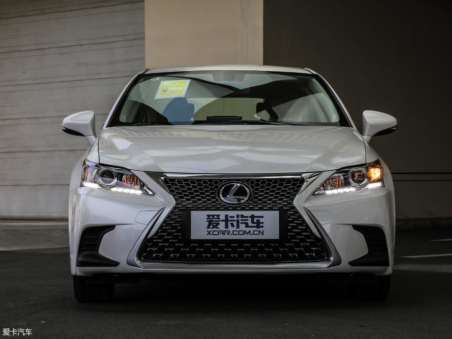 2017׿_˹CT 200h m ɫ