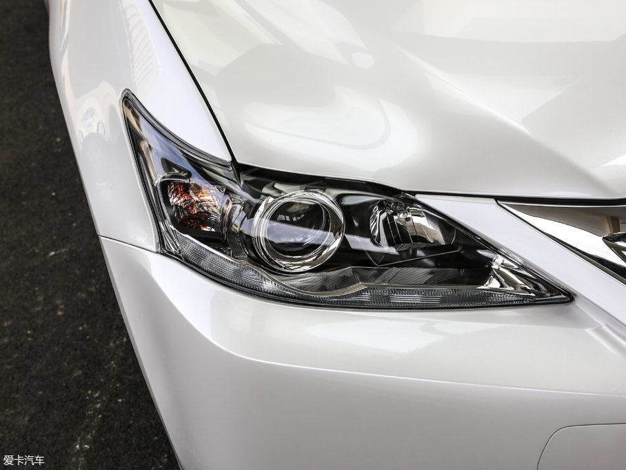 2017׿_˹CT 200h m ɫ