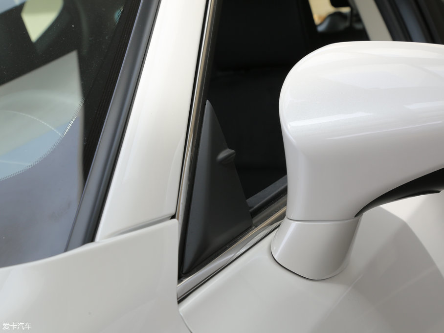 2017׿_˹CT 200h m ɫ